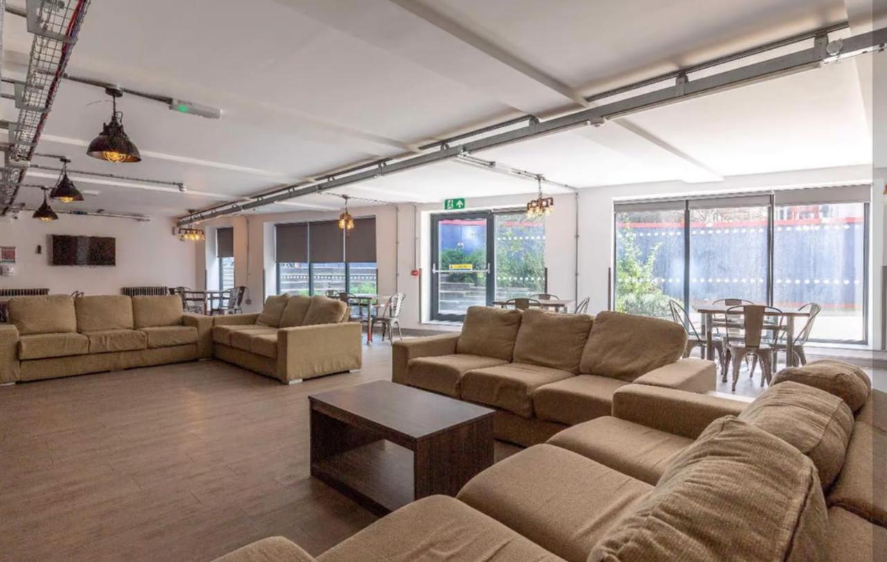 Vibrant Rooms For Students Only, Leeds - Sk Leeds (West Yorkshire) Ngoại thất bức ảnh